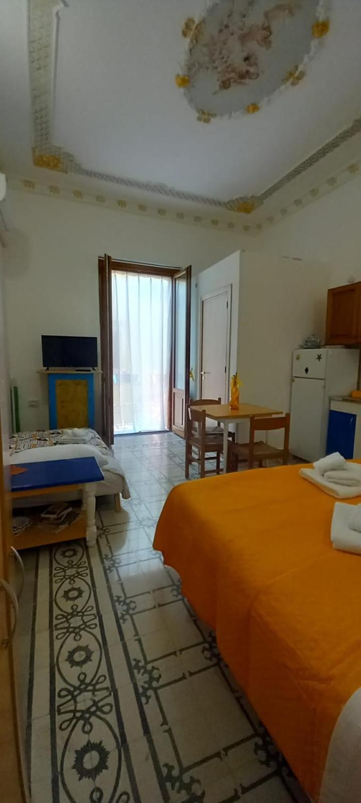 Casetta Colorata Багерия Екстериор снимка