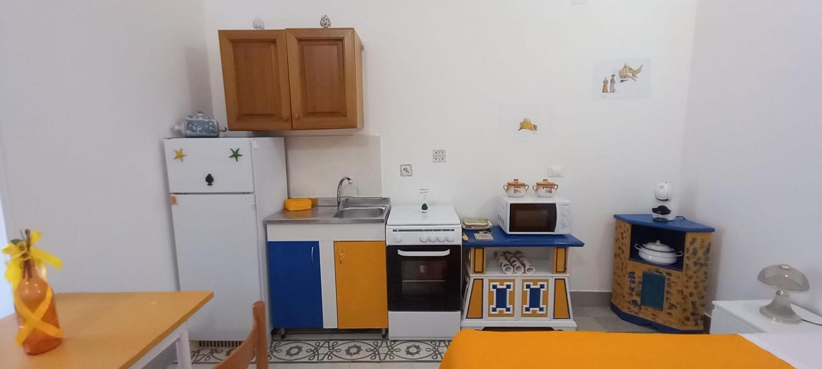 Casetta Colorata Багерия Екстериор снимка